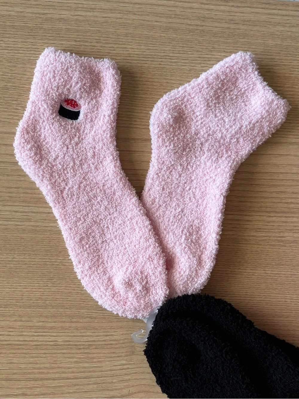 West & Willow Womens 2 Pairs Super Soft Fuzzy Socks Pink Sushi & Black Size 4-10